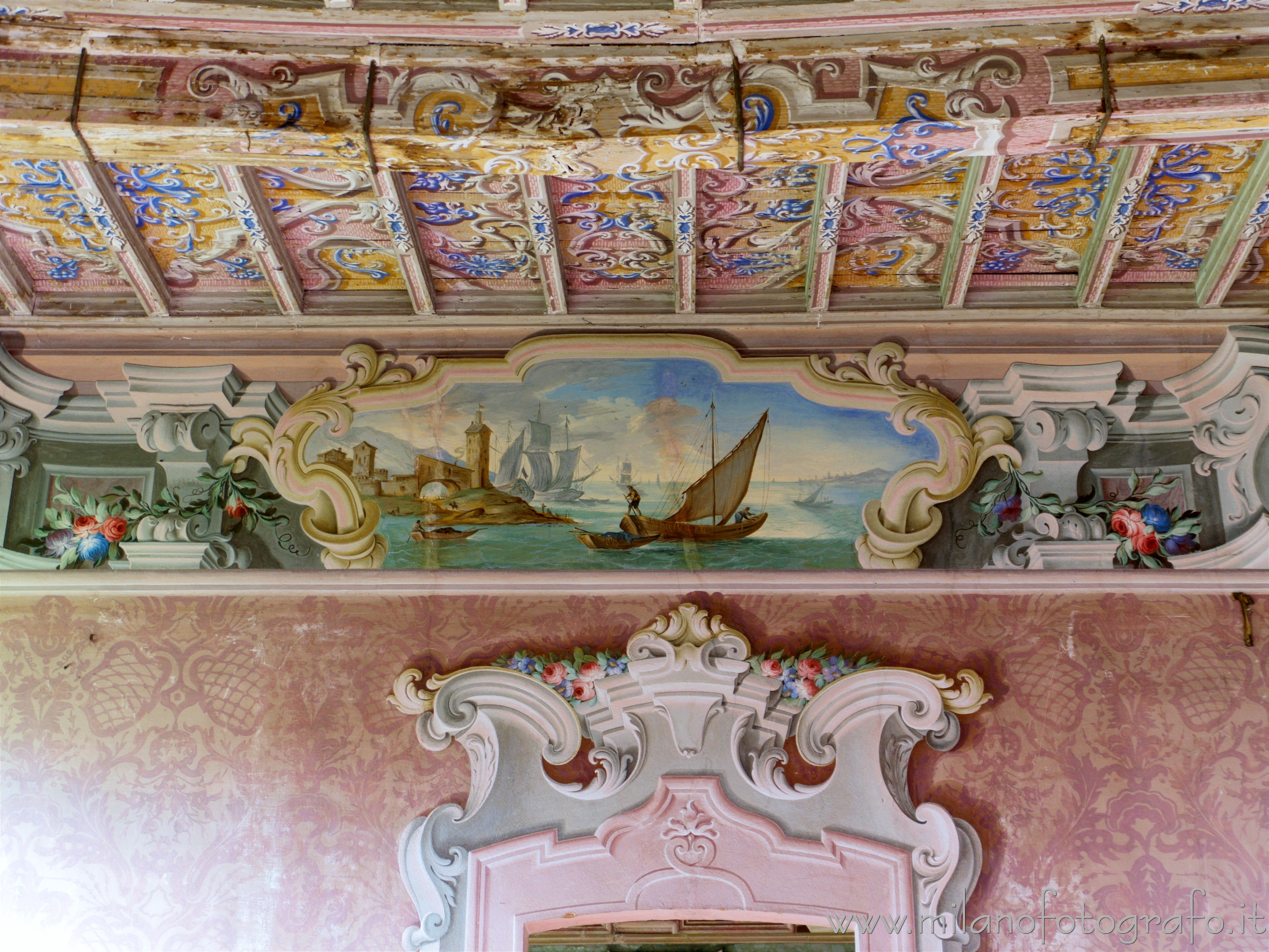 Bollate (Milan, Italy) - Decorated wall and ceiling of one of the rooms of Villa Arconati